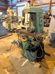 フライス盤　Milling Machine