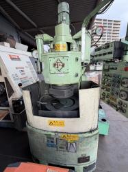 ホーニング研削盤　Honing Machine