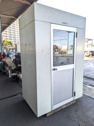 エアーシャワー　Air Shower