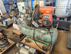 エンジンコンプレッサー　Engine Compressor