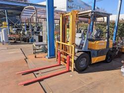 2t　フォークリフト　2TON　Fork Lift