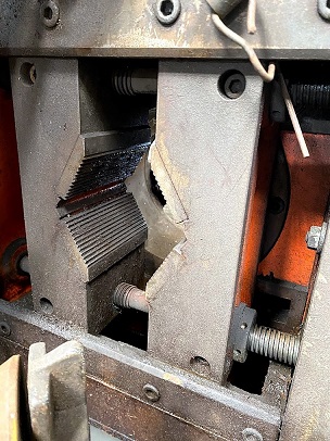 パイプ切断機　Pipe　Cutting　Machine