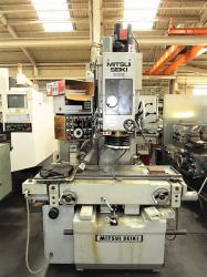 ジグ研削盤　Jig Grinding Machine