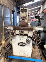 平面研削盤　Surface grinding machine