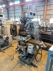 フライス盤　Milling Machine
