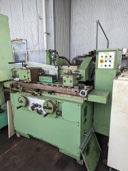 円筒研削盤　Cylindrical Grinder