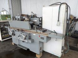 円筒研削盤　Cylindrical Grinder