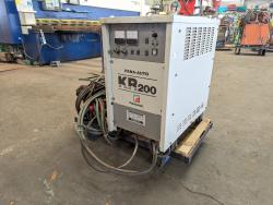 半自動溶接機　Welding Machine