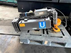 2.8t　ホイスト　2.8TON　Hoist