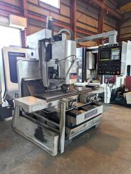 NCフライス盤　NC Milling Machine