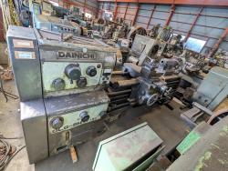 旋盤　Lathe