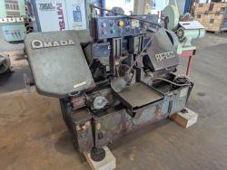 バンドソー　Band Sawing Machine