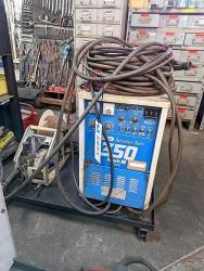 溶接機　Welding Machine