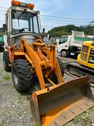 ホイールローダー　WHEEL LOADER