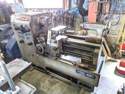 旋盤　Lathe