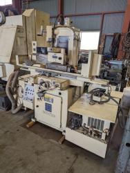 平面研削盤　Surface Grinding Machine