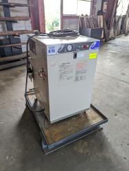 コンプレッサー　Compressor