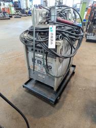 半自動溶接機　Welding Machine