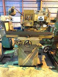 平面研削盤　Surface grinding machine