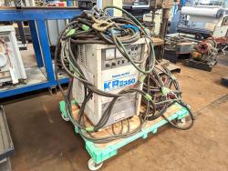 半自動溶接機　Welding Machine
