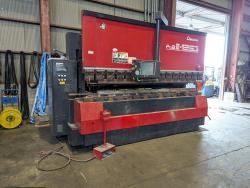 ブレーキプレス　Brake Press Machine