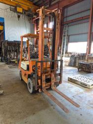 1.5t フォークリフト 1.5TON Fork Lift