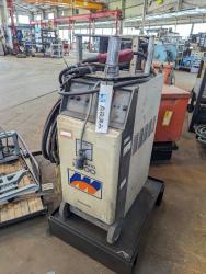 半自動溶接機　Welding Machine
