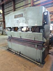 ブレーキプレス　Brake Press Machine