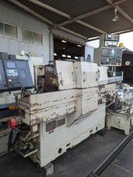 円筒研削盤　Cylindrical Grinder