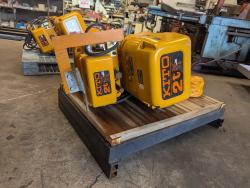 2tチェーンホイスト　2TON Chain Hoist