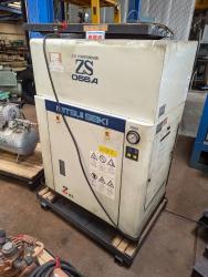 スクリューコンプレッサー　Screw Compressor