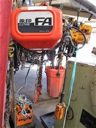 0.5t チェーンホイスト　0.5t Chain Hoist