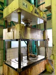 110t　油圧プレス　110t　Hydraulic Press Machine