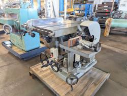 切断機　Woodworking Machine