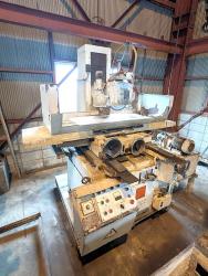 平面研削盤　Surface Grinding Machine