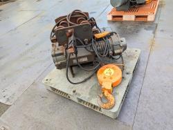 2.8tホイスト　2.8TON Hoist