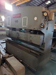 ブレーキプレス　Brake Press Machine