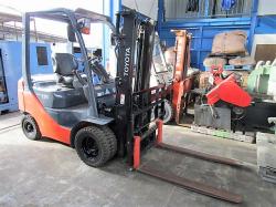 1.5t フォークリフト　1.5t Fork Lift