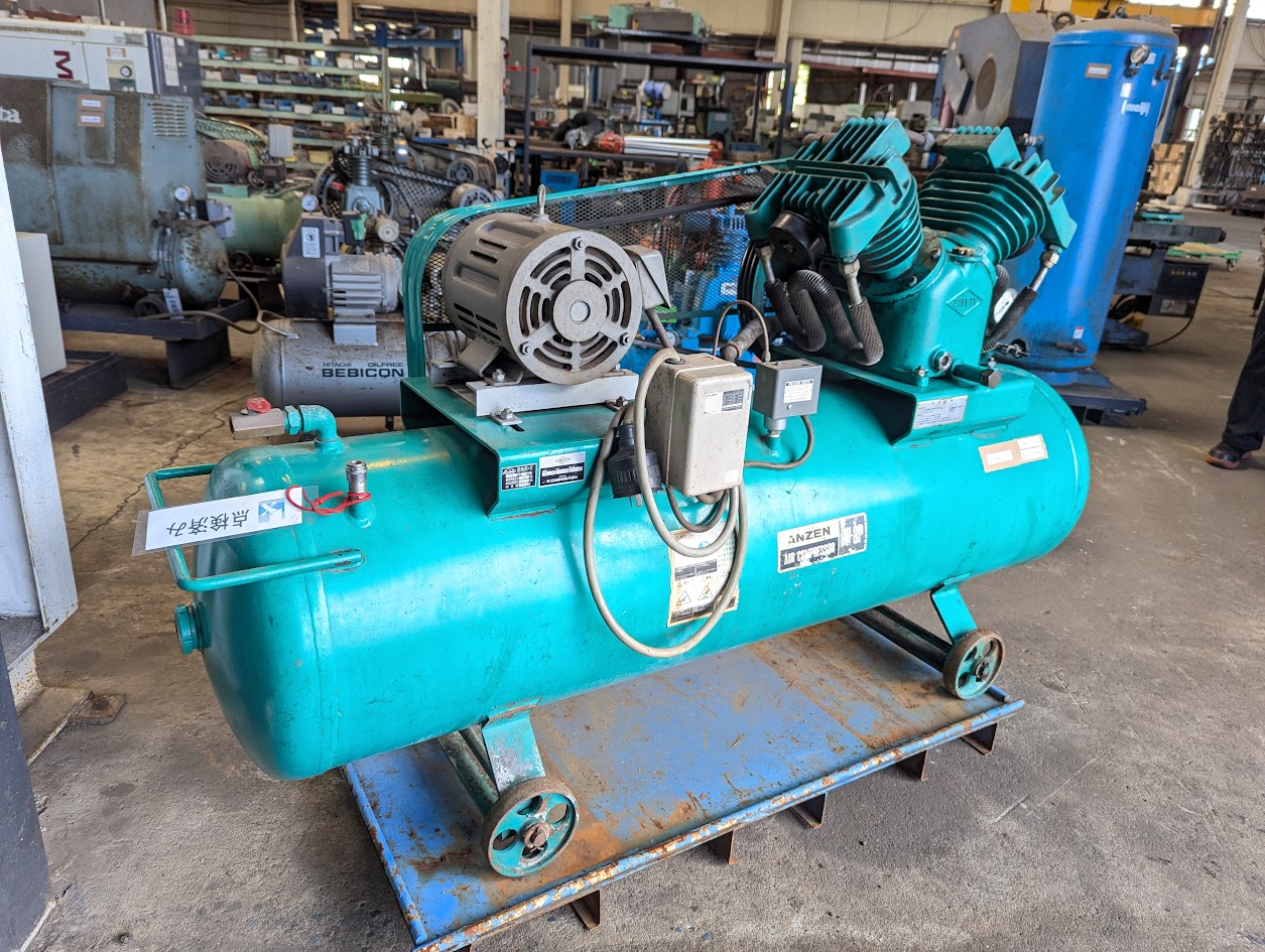 ～入荷情報～　高圧コンプレッサー