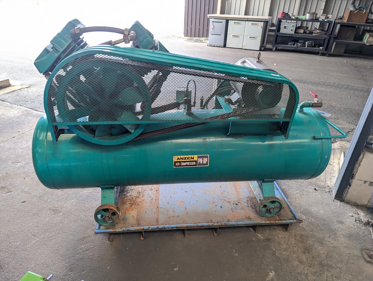 ～入荷情報～　高圧コンプレッサー